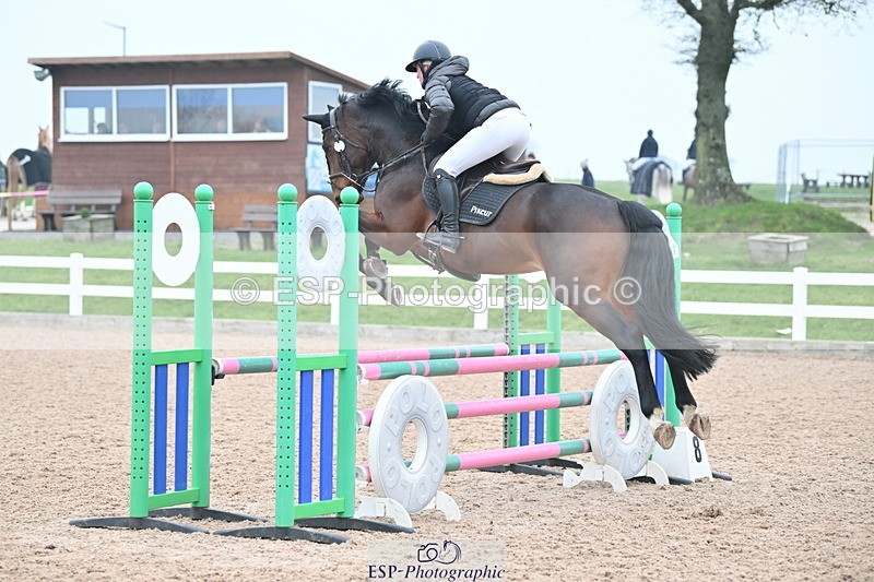 240113A-100724-01626 - Cls 9 British Novice and 90cm Open