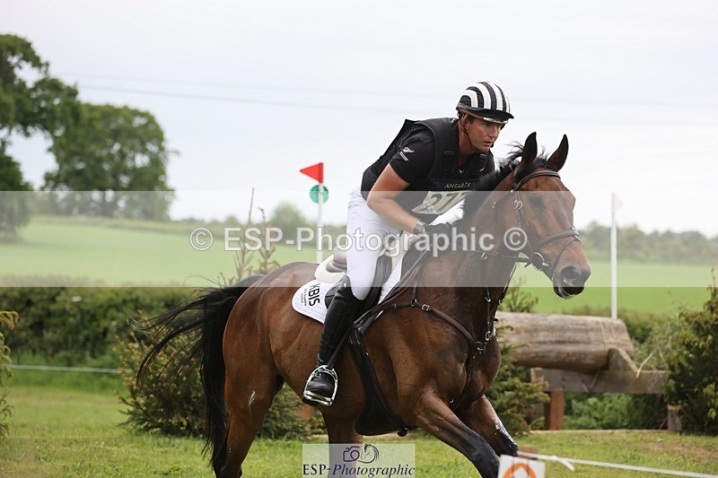 240525-172334-18250 - 272-PRIORSPARK_ROYAL_RIFF-RAFF-Jesse_Campbell