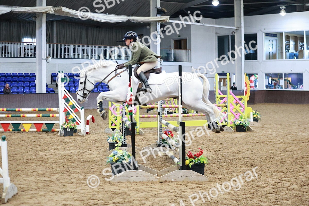 SBM_000250 - Class 2 - Senior British Novice 90cm