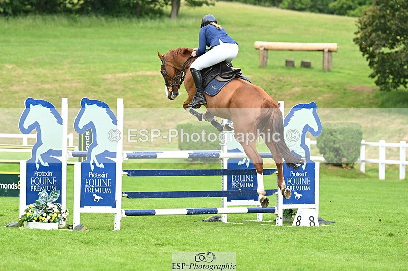 250614A-095324-05062 - Cls 18 Newcomers and 1.10m Open