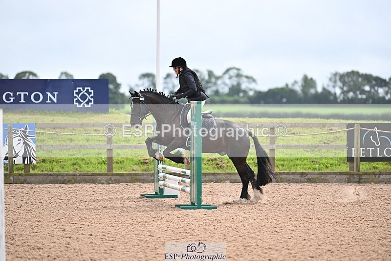 240813-154247-00071 - Clear round & 60cm