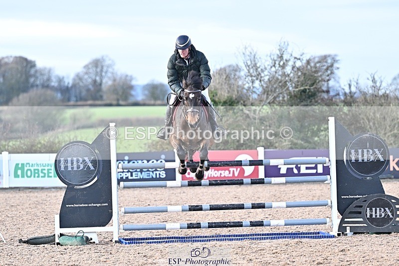 251126-124639-00515 - Cls 4 Newcomers and 1.10m