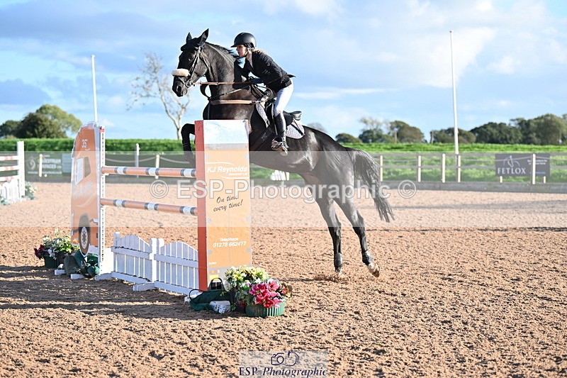 231014A-182230-06559 - Cls 21 National 1.30 & 1.40m Open