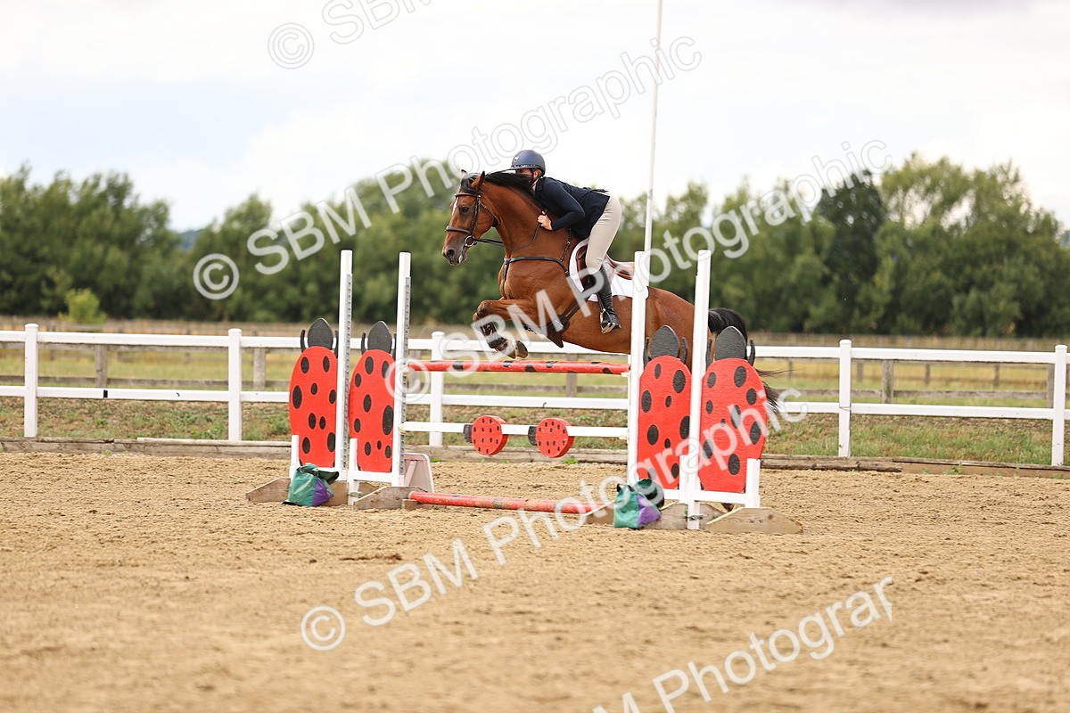 SBM_026858 - Class 13 - Senior Newcomers - 1.10m