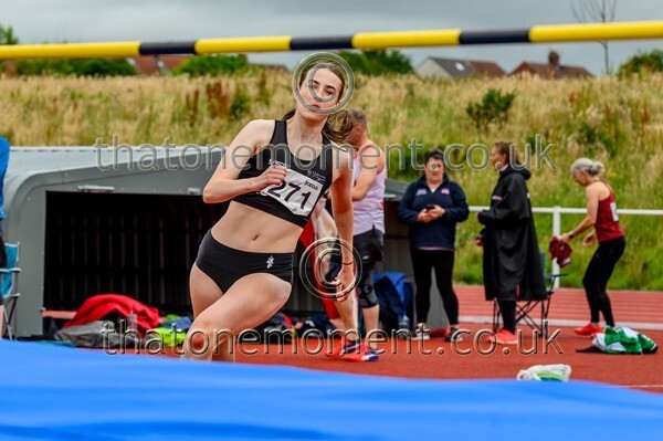 ComMast25-919719 - Field Female Set One