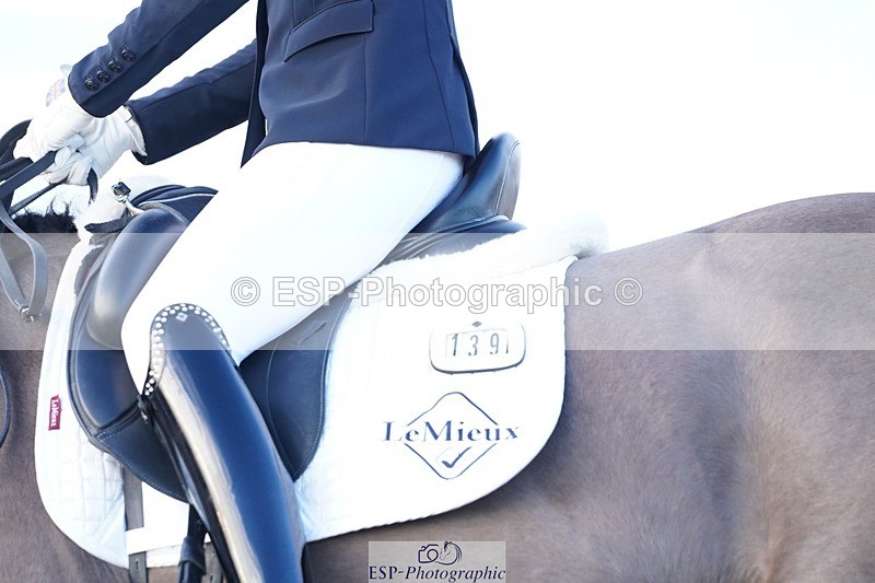 241214-155534-02284 - 139-Holly.Kerslake-Platinum.Cabachon