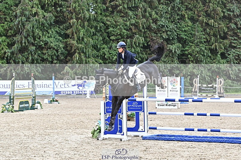 250524A-131157-11302 - D-409-Kirsty.Chabert-HERALDIKS.GIRL.OPPOSITION