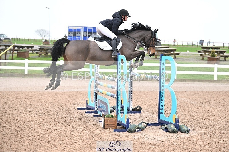 260130-131222-00511 - Cls 6 Foxhunter and 1.20m Open