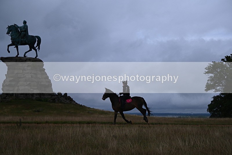 DSC_3917 - Time at Statue 14:56 to 15:05