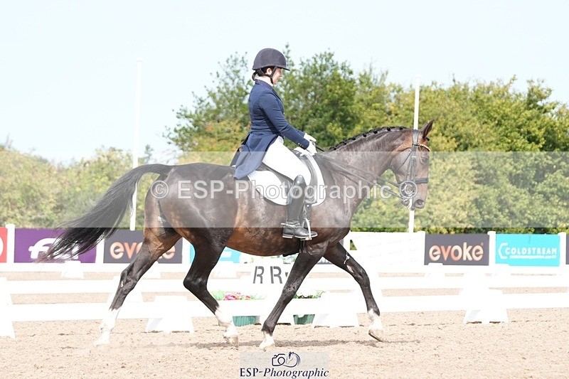 250815-112120-00817 - 013-Chloe.CocksIndulgence