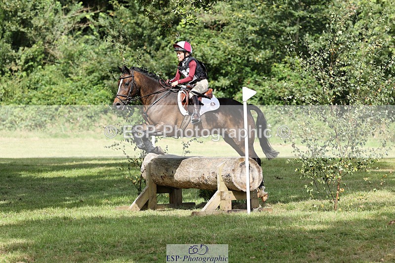 240825X-112305-32245 - 70cm XC 11.00 to 12.00