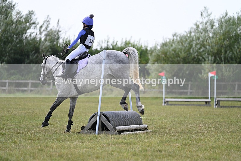 WJ7_7293 - 60cm XC Time 13:22 to 13:53
