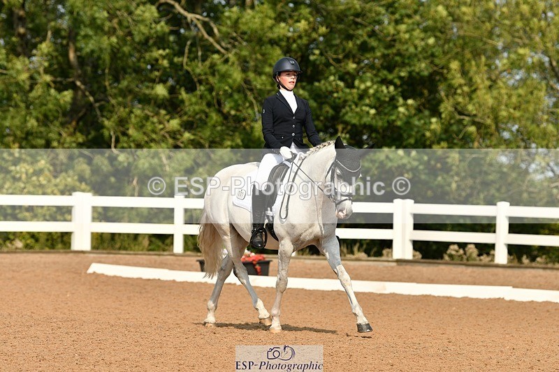 250817-102520-07868 - 207-Esme.LangBrouwershaven.Silvia