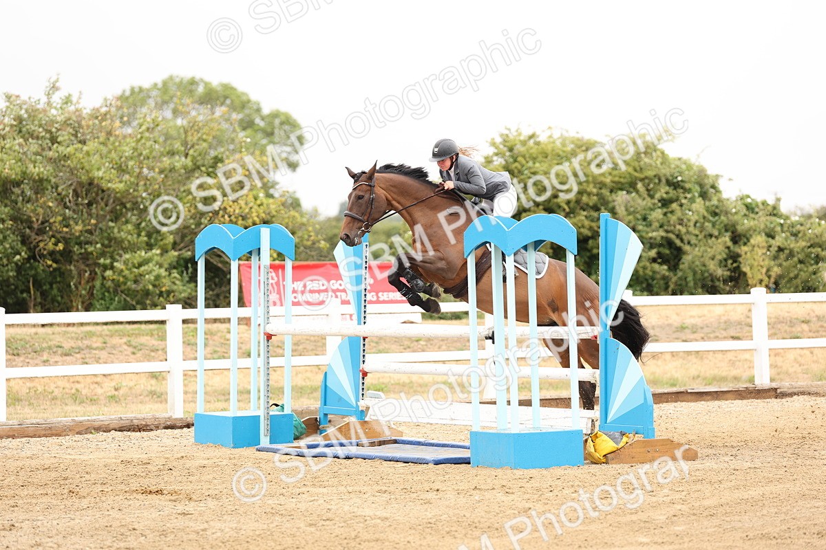 SBM_024001 - Class 6 - Senior Newcomers 1.10m