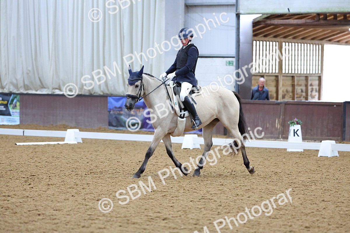 SBM_000315 - Class 2 - Intro 3 Championship - 8.51-9.47