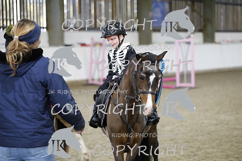 _T0A0935 - Class 1 Cross poles