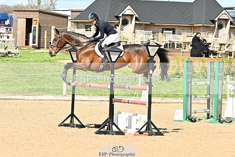 250416-145954-01557 - Cls 6 Foxhunter and 1.20m