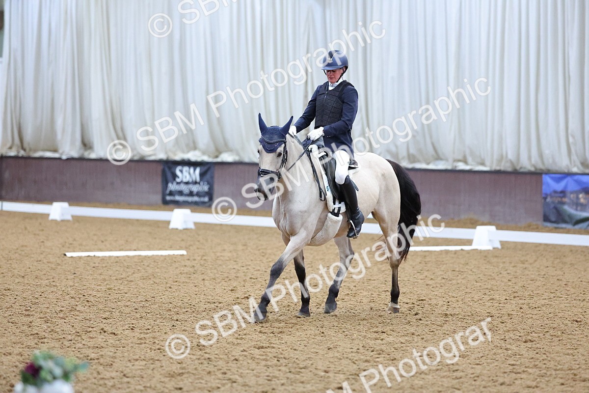 SBM_000317 - Class 2 - Intro 3 Championship - 8.51-9.47