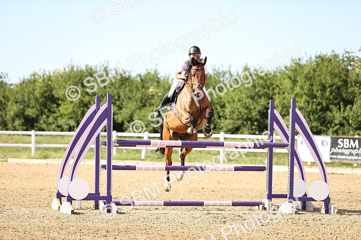 SBM_003096 - Class 5 - Senior Foxhunter - 1.20m