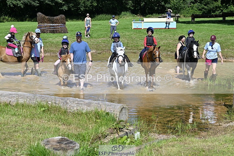 240728B-111144-01165 - Gemma's Group XC