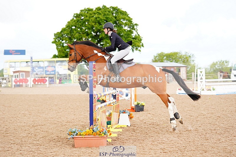 240526A-110704-07729 - Cls 26 Chard Equ 1.05m and 1.10m Grand Prix