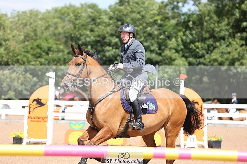 240718A-123903-05142 - Cls 9, 1 Star Bronze Tour 1.10m