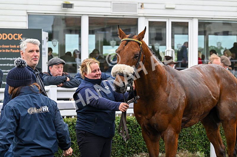 021024-Race 1-Foreseeable Future-9070 - Race 1