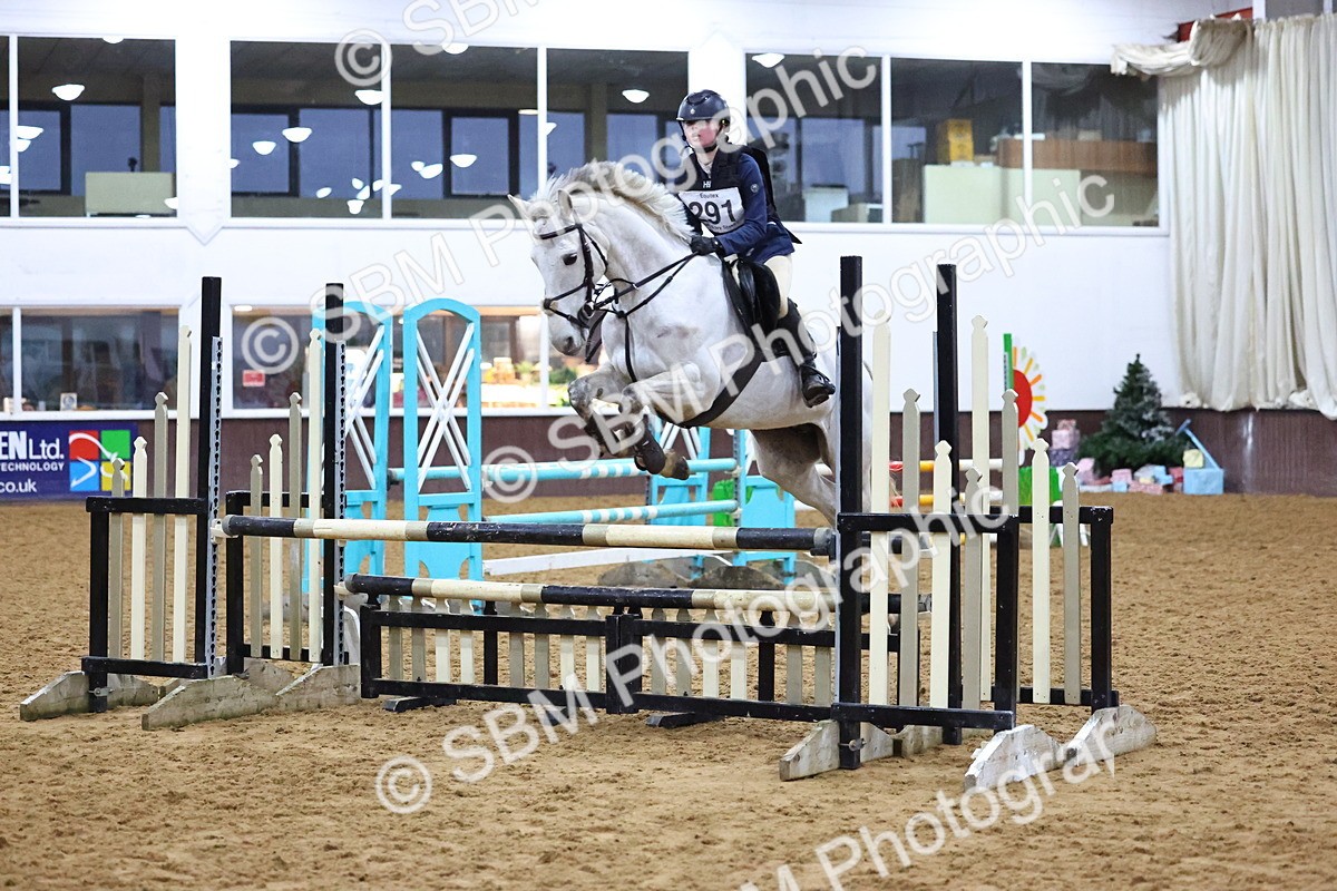 SBM_002750 - Class 6 - Holly & Ivy Stakes - 90cm