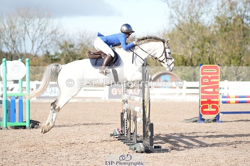 251025-135527-00583 - Cls 10 Pony Newcomers and 1m
