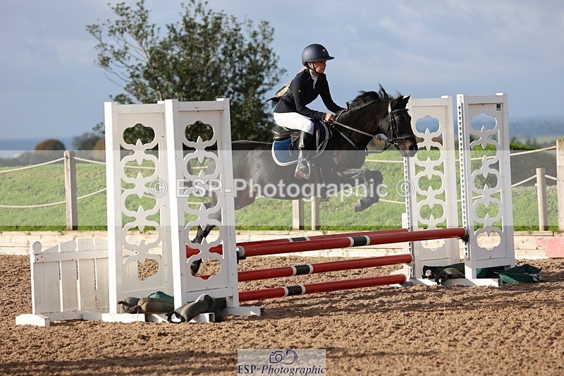 251025-102308-00873 - Cls 21+22 Club and Schools 60cm