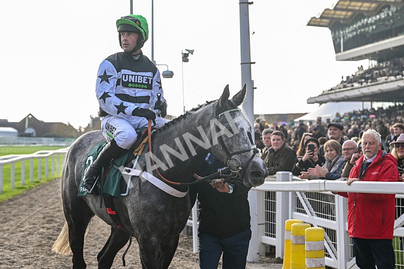 151124-Race 2-Hyland-7556 - Race 2