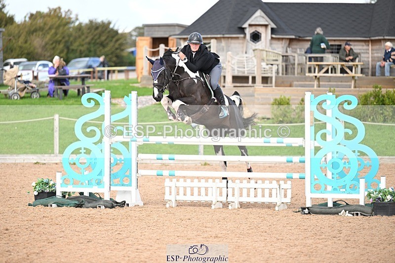 251005-144739-03977 - Cls 21 Newcomers and 1.10m