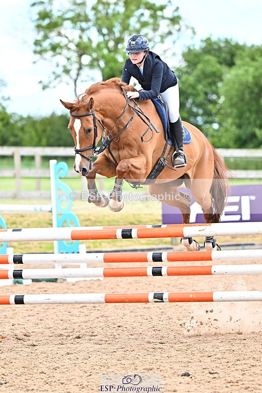 240608A-132626-02549 - Cls 4 Snr Newcomers and 1.10m Open