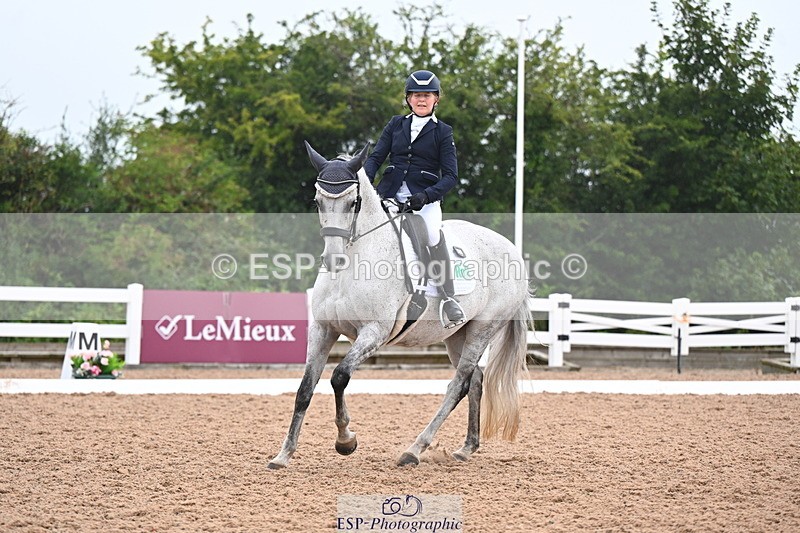 240815A-111157-00246 - 229-Jane.Phillips-Fair.duchess