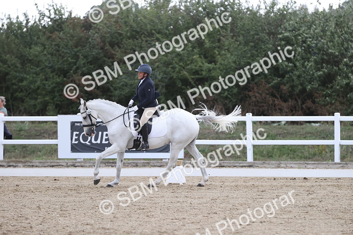 SBM_004227 - Class 9 - Novice 3 Champs