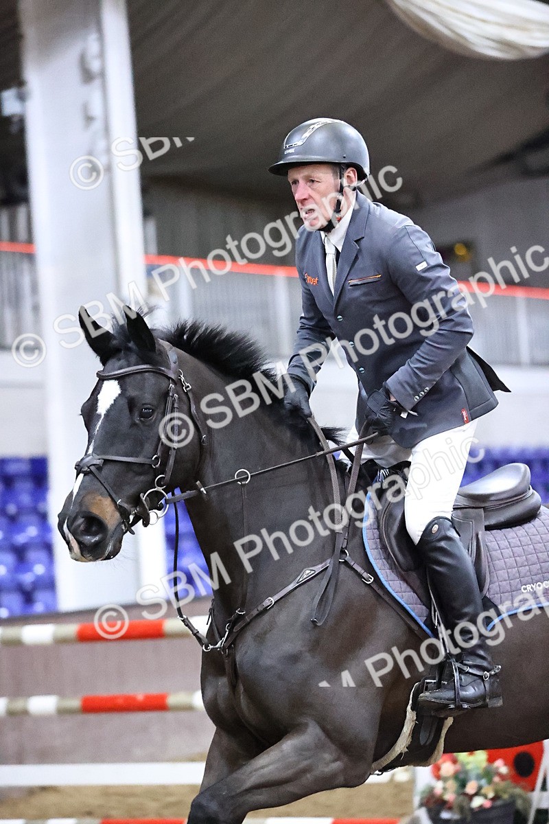 SBM_010134 - Class 25 - Equestrian Senior Foxhunter 1.20m
