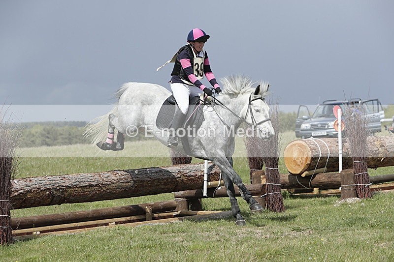 BVHT 140517  NXC -277 - Class 2 XC Novice 14/05/17