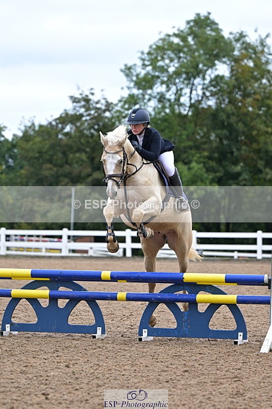 240925A-102436-00057 - Clear Round