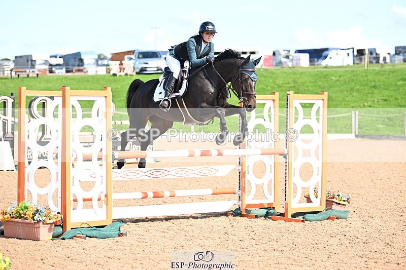 240913A-112525-03875 - Cls 14 Snr Newcomers