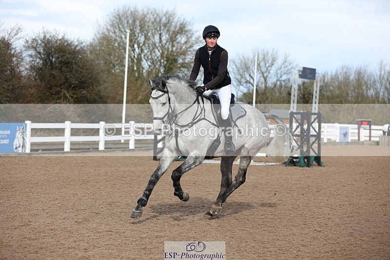 240223A-112217-00818 - Cls 4 Snr 1.05m Open