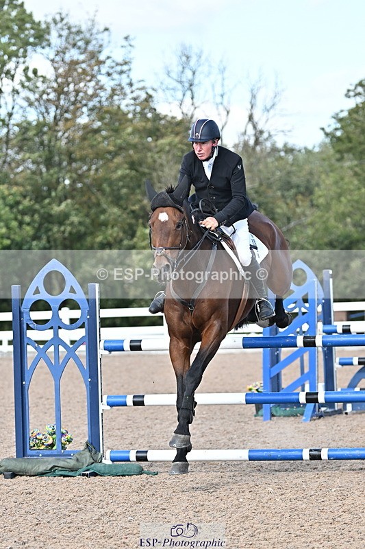 241005A-133752-04060 - SAT Cls 19 1.10m Amateur Quali