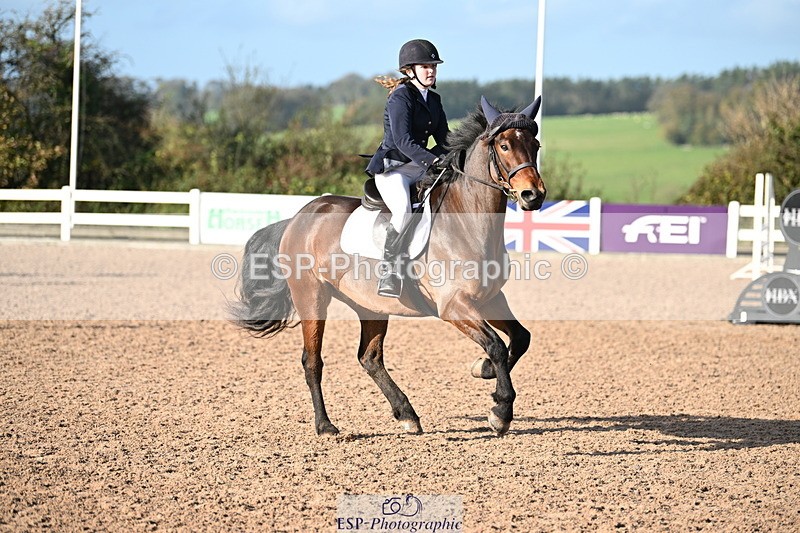 241026A-105520-00236 - SAT Cls 5 Pony British Novice and 80cm