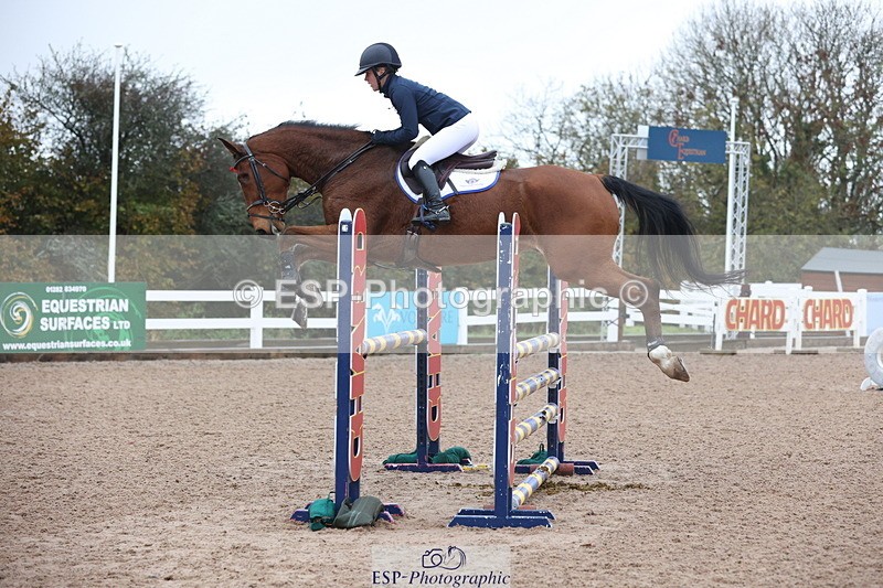 231112A-133840-04572 - Cls 20 Newcomers & 1.10m Open