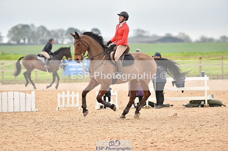 240331A-113500-00751 - 1m First Round