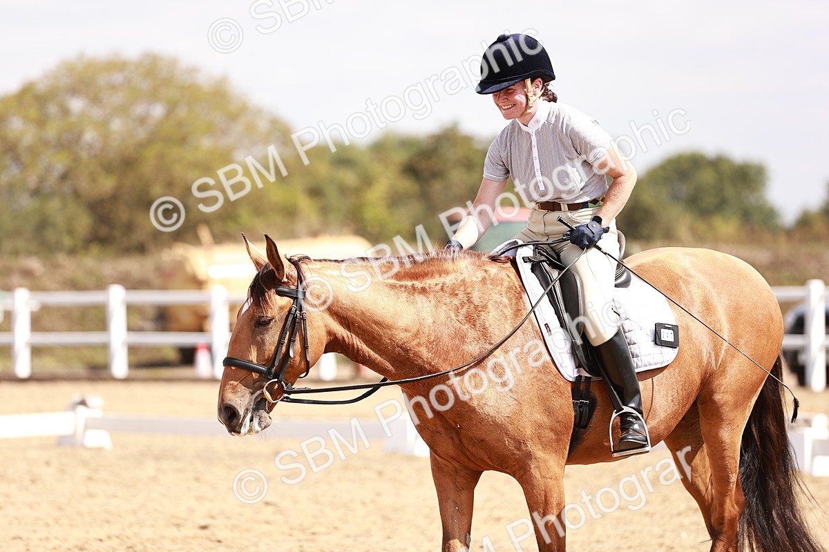 SBM_018573 - Class 17 - Novice 6
