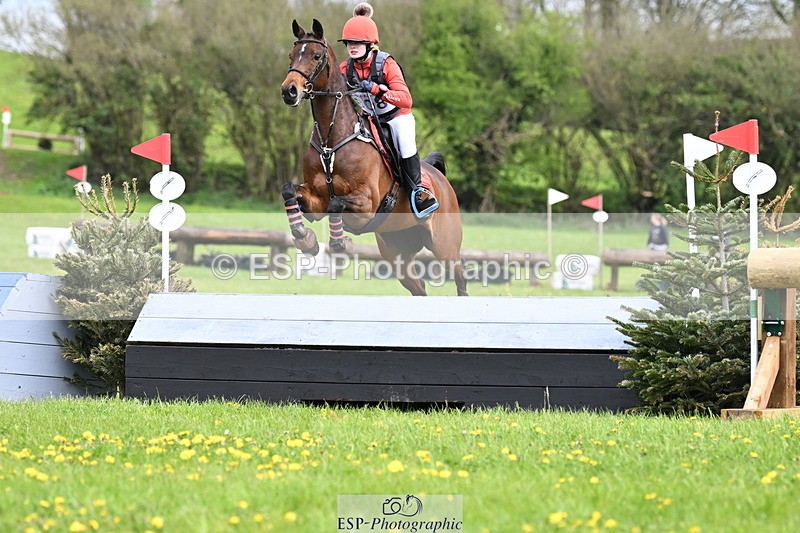 250419-145007-12548 - 808-Chloe.Morgan-SANDBANK.MAGIC.MOMENT