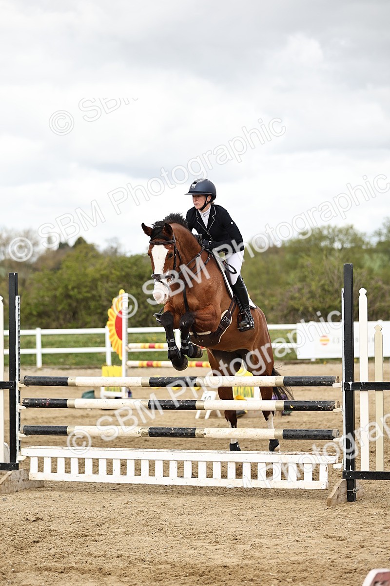SBM_001329 - Class 4 - Senior Newcomers - 1.10m