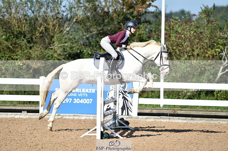 230903A-102252-03955 - Cls 18 Pony Brit Novice & 80cm Open