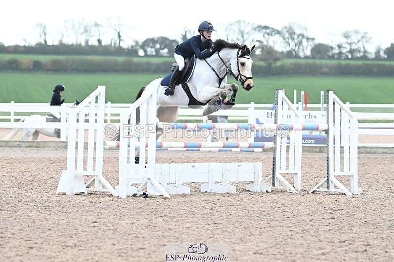 231118A-140825-03290 - Cls 9 Foxhunter & 1.10m Open