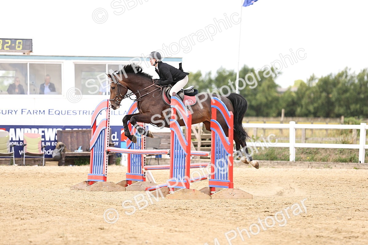 SBM_004080 - Class 3 -  Senior British Novice - 90m Open